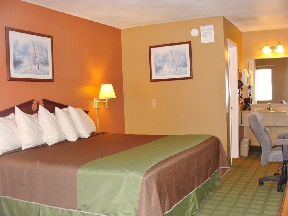 Americas Best Value Inn And Suites Siloam Springs חדר תמונה